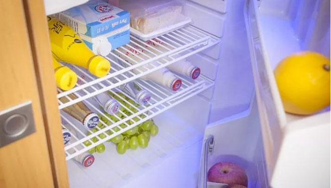 全新升級(jí)大通原廠2018款C型房車(chē)