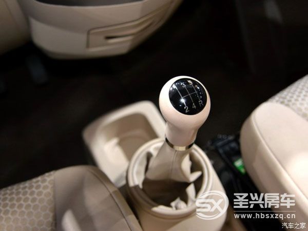 房車夢不再遙遠(yuǎn) 實(shí)拍解放T80旅居車