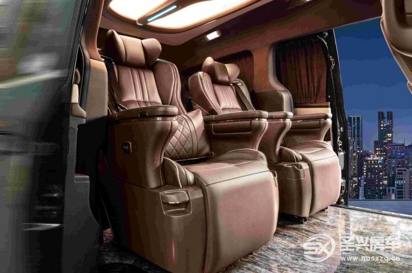 上汽大通MAXUSG20金騎士高頂商務車新勢力，騎士出征，金路恒通！31bf4fed1b83892fb5911f8052a77b8b