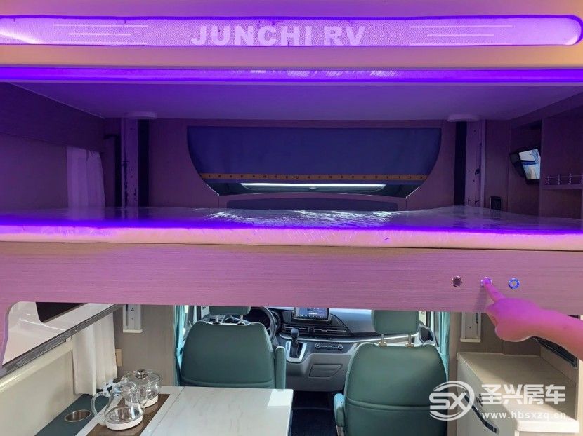 駿馳房車處女座，內外兼修，配備航空座椅與茶吧！get?code=NWEwZjRhZGM4ODE5YTZkNGRiMGYyYWQ4NjRlMzIyY2YsMTY2NTY0NTg4ODMxMg==