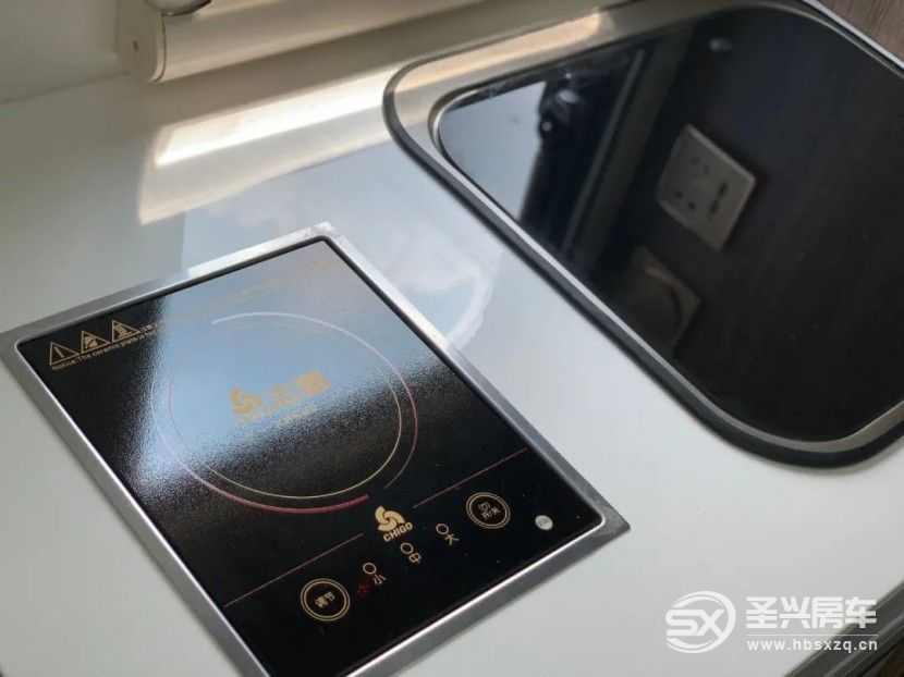 駿馳房車處女座，內外兼修，配備航空座椅與茶吧！get?code=NDcyMGY3NDRkMDQ5MDZlYzJlOTkxYjEwOWRmNzg4ZWEsMTY2NTY0NTg4ODMxMg==