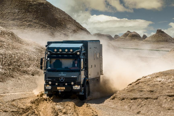 9.7鄭州房車展：宇通長途硬核越野房車威邁E，帶你征服所有不服cac100da718b08b2cedd64ae49e822976862