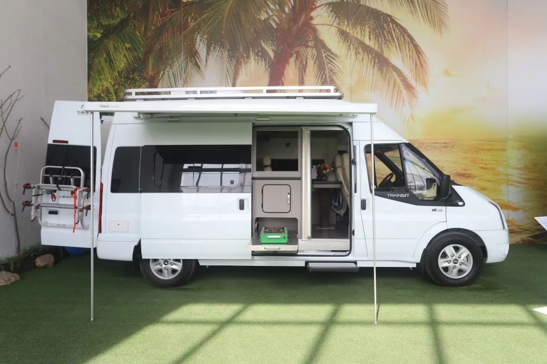 用福特T6底盤打造的小房車長什么樣？動力強、配置高，主打一個性價比-7.jpg