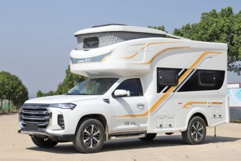 大通T90皮卡升頂房車