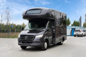 進口奔馳斯賓特C型房車