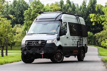 奔馳斯賓特(Sprinter) 4X4房車